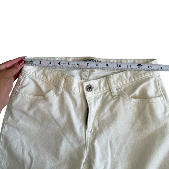 GAP Long and Lean White Denim Bootcut Jeans Size 27 - Picture 7 of 10